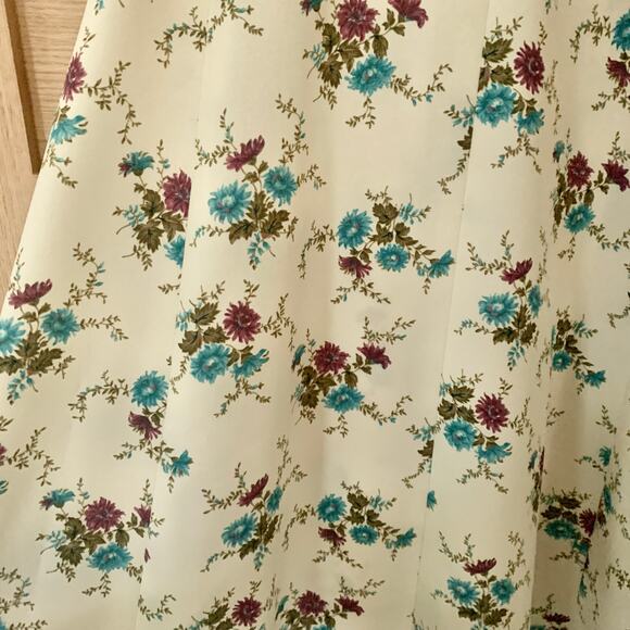 Vintage White Floral Print Maxi Dress 1960s Prairie Wedding Dress - Picture 5 of 6